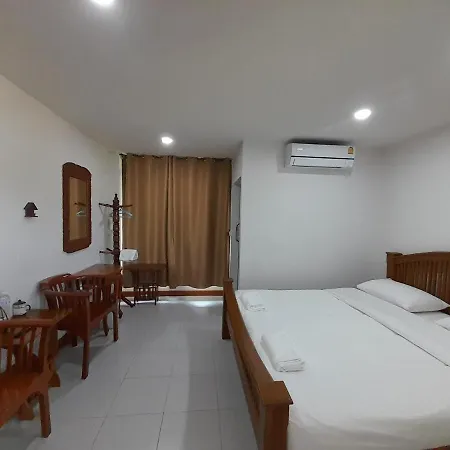 บ้านเพชรพวงเขาใหญ่ Nong Nam Daeng Exterior foto