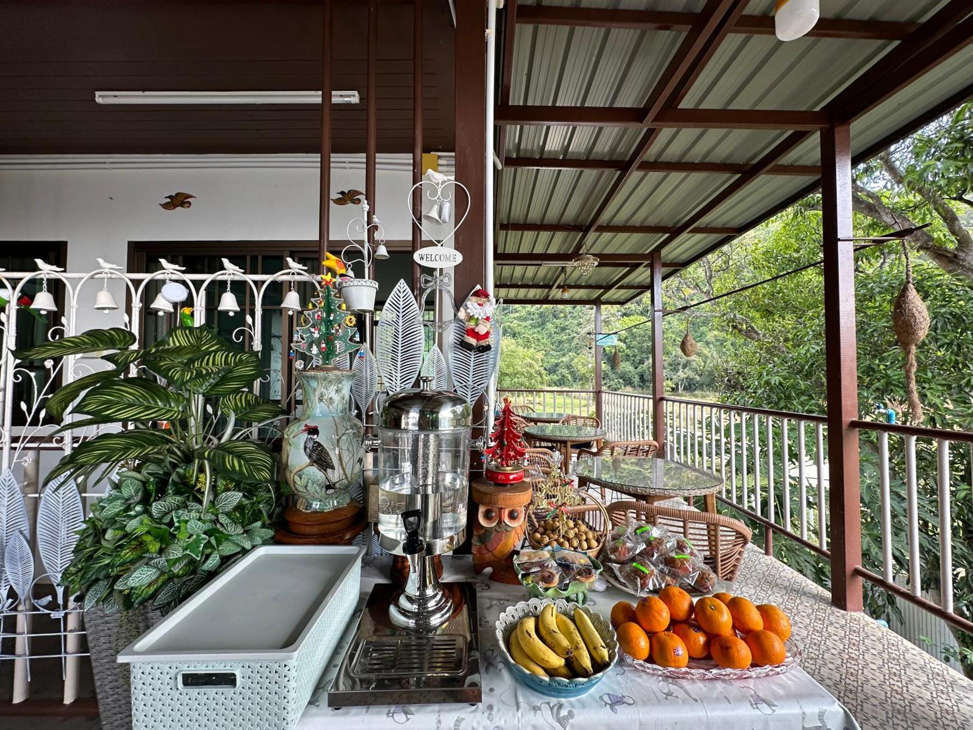 บ้านเพชรพวงเขาใหญ่ * Nong Nam Daeng